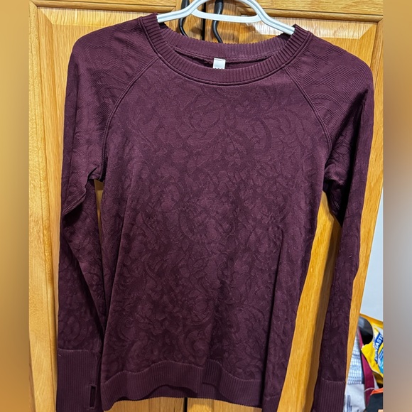 NWOT Rest Less Pullover - Picture 1 of 7